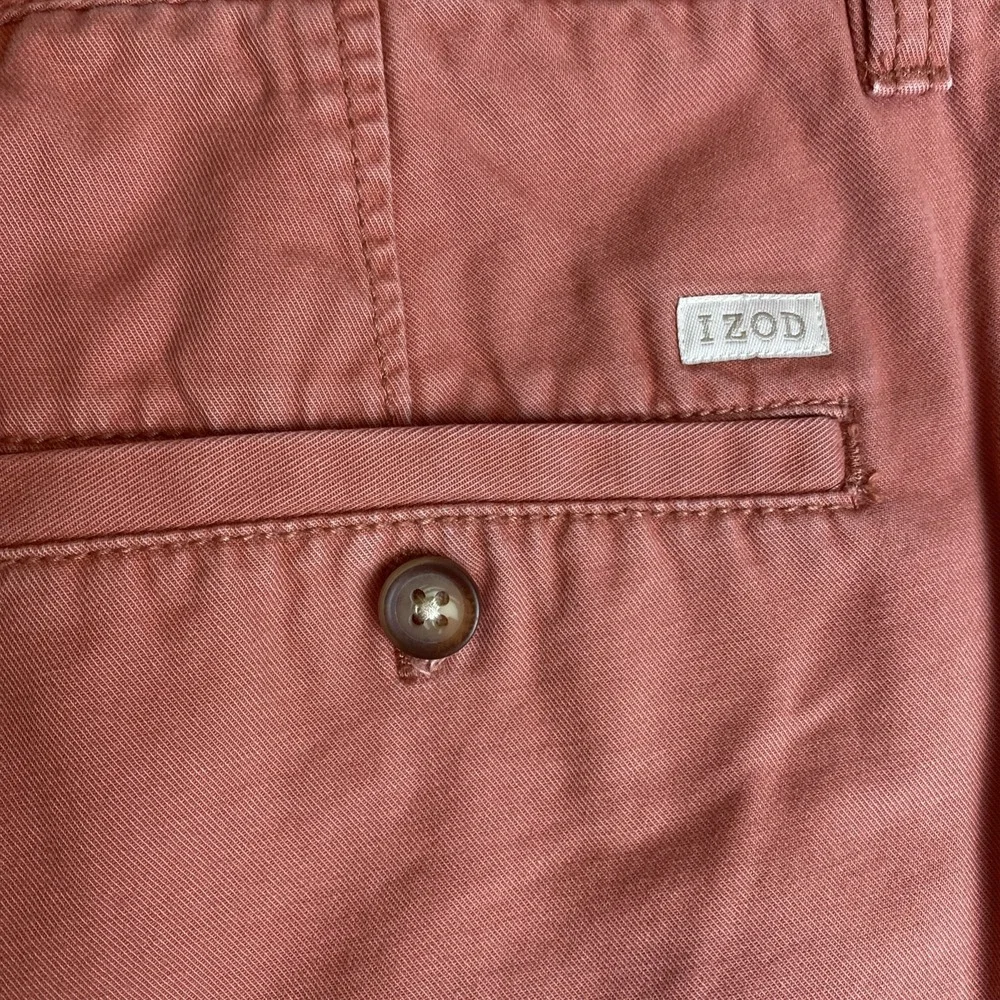 Izod Saltwater Shorts Mens Size 34 Salmon Regular Fit Flat Front Cotton Casual‎